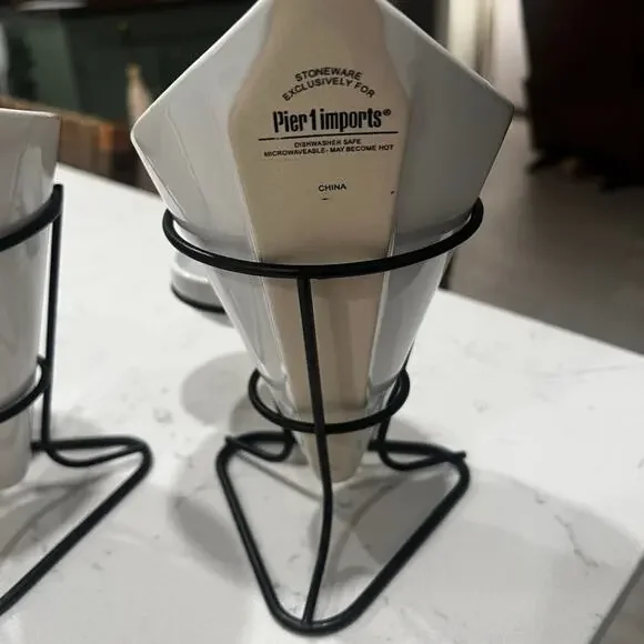 (2) Appetizer Dishes with Saucer - Picture 6 of 7